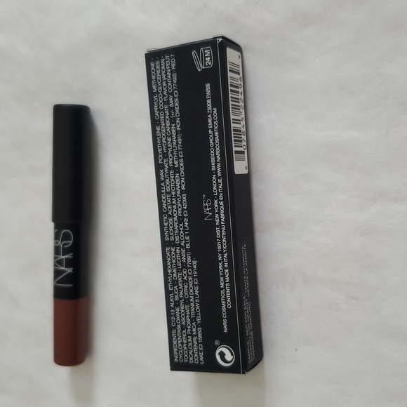 NARS Velvet Matte Lip Pencil Crayon in Dance Fever 2496D , 0.06 Oz , 1.8 g - Picture 7 of 10